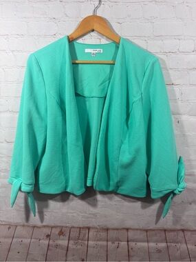 Studio One New York Cropped Open Front Blazer Jacket Size 12 Sea Foam Green